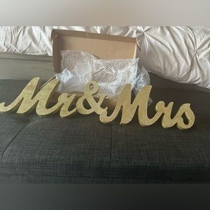 Mr & Mrs Gold Glitter Letters